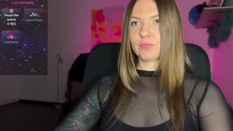  HADLY today day-off see u online 0112  online show from 01-15-25, 04:54