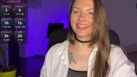  HADLY today day-off see u online 0112  online show from 02-03-25, 05:14