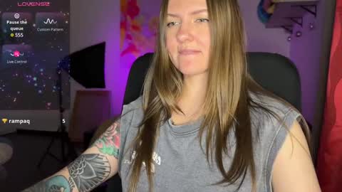  HADLY today day-off see u online 0112  online show from 02-26-25, 05:07