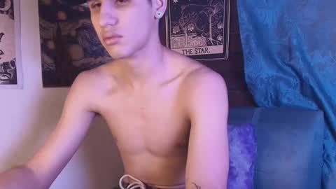 Snapshot of _realwav chatting on 09-16-25, 06:36 wav online show from 09-16-25, 06:36