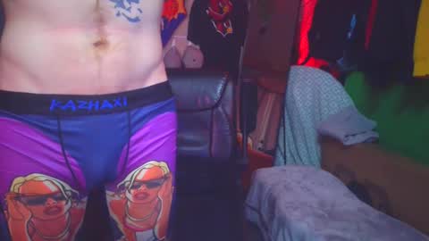 REDxxx online show from 01-05-25, 08:22