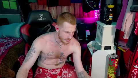 REDxxx online show from 10-17-25, 05:26