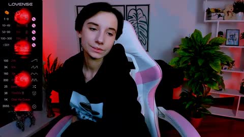 Snapshot of _rein_ramm chatting on 01-25-25, 09:26 Rein online show from 01-25-25, 09:26