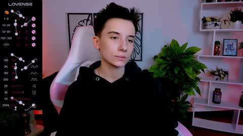 Snapshot of _rein_ramm chatting on 02-05-25, 12:27 Rein online show from 02-05-25, 12:27