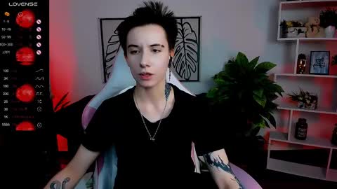 Snapshot of _rein_ramm chatting on 03-09-25, 09:02 Rein online show from 03-09-25, 09:02