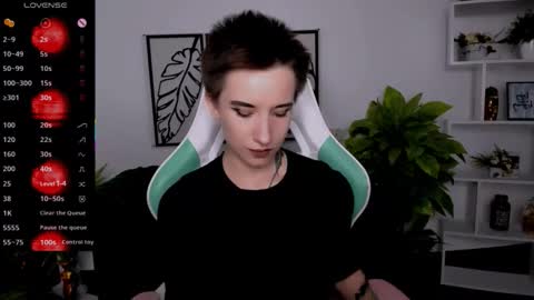 Snapshot of _rein_ramm chatting on 09-18-25, 05:15 Rein online show from 09-18-25, 05:15