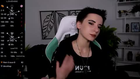 Snapshot of _rein_ramm chatting on 09-23-25, 06:44 Rein online show from 09-23-25, 06:44
