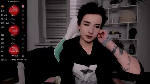 Snapshot of _rein_ramm chatting on 10-20-25, 08:53 Rein online show from 10-20-25, 08:53