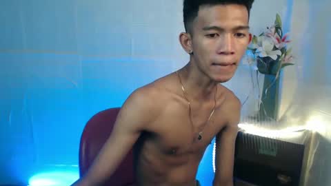 Snapshot of _rellvanxx chatting on 03-02-25, 03:05 _rellvanxx online show from 03-02-25, 03:05