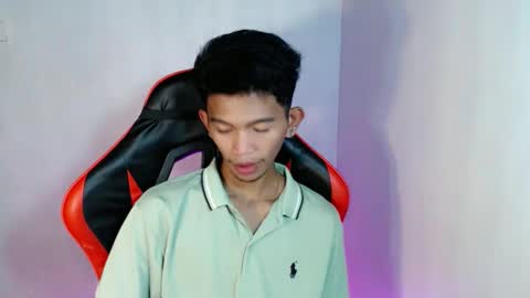 Snapshot of _rellvanxx chatting on 11-04-25, 01:27 _rellvanxx online show from 11-04-25, 01:27