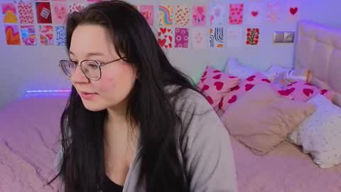 LISSAPVT IS OPEN online show from 02-22-25, 07:25