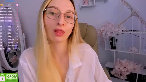 I am Rina online show from 03-01-25, 06:24