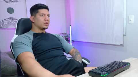 Snapshot of _robertobaggio chatting on 02-24-26, 12:47 Roberto online show from 02-24-26, 12:47