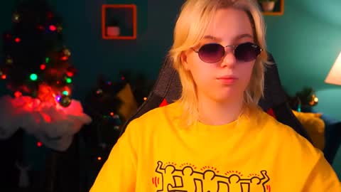 Rock stone online show from 12-24-24, 04:11