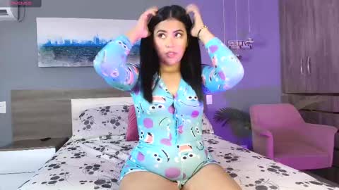 Snapshot of _samantagomez chatting on 03-11-25, 11:33 _samantagomez online show from 03-11-25, 11:33
