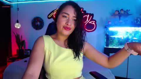  SantaLove  online show from 01-07-25, 07:28