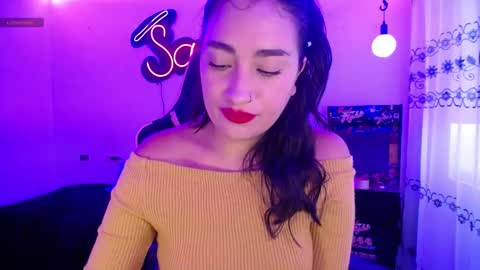  SantaLove  online show from 02-06-25, 07:40