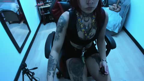 Snapshot of _selene_red chatting on 02-27-25, 12:34 Selene online show from 02-27-25, 12:34