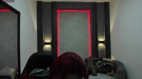 Snapshot of _selene_red chatting on 03-04-25, 01:28 Selene online show from 03-04-25, 01:28