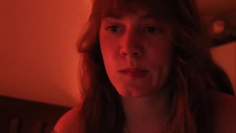 Snapshot of _sensualia_ chatting on 12-29-24, 09:17 Lia online show from 12-29-24, 09:17