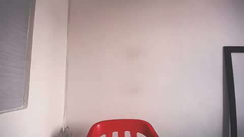 Juan Pablo-independent model online show from 12-04-25, 04:48