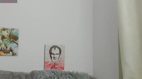 Snapshot of _silvia_vega_ chatting on 01-25-25, 01:21 _silvia_vega_ online show from 01-25-25, 01:21