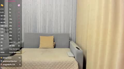 Snapshot of _smetanka_ chatting on 03-10-25, 08:34 _smetanka_ online show from 03-10-25, 08:34