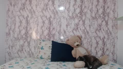 Snapshot of _sofiaparker_ chatting on 02-27-25, 08:17 Sofia Parker online show from 02-27-25, 08:17