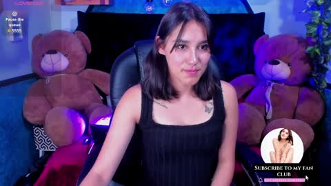 Snapshot of _sophie__miller chatting on 02-03-25, 07:31 Sophie  online show from 02-03-25, 07:31
