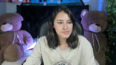 Snapshot of _sophie__miller chatting on 02-23-25, 07:17 Sophie  online show from 02-23-25, 07:17