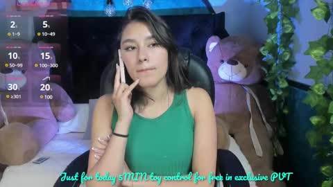 Snapshot of _sophie__miller chatting on 03-03-25, 07:39 Sophie  online show from 03-03-25, 07:39