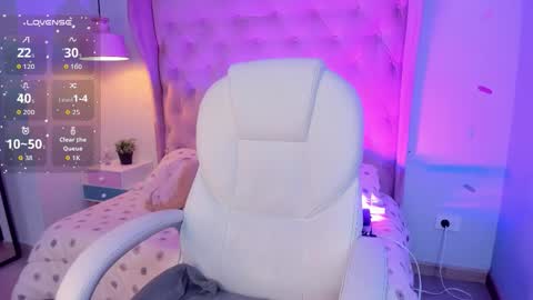 Sophie  online show from 03-06-26, 07:54