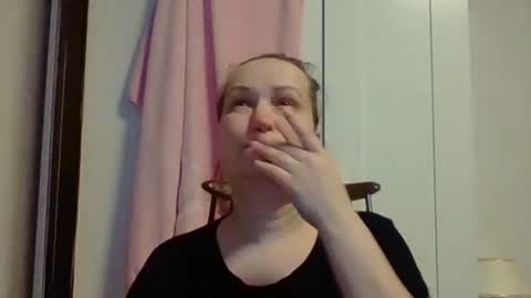 Melisa online show from 02-23-25, 04:17