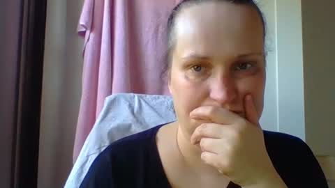 Melisa online show from 03-08-25, 02:40