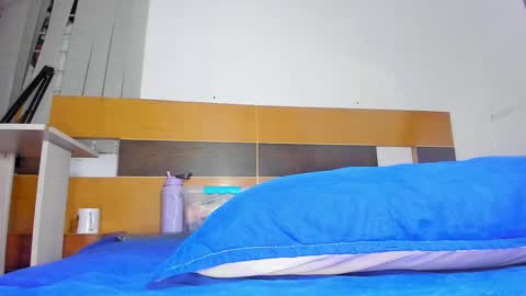 Snapshot of _ssusy_ chatting on 02-11-25, 11:54 susy online show from 02-11-25, 11:54