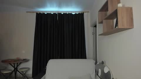 Snapshot of _stager_ chatting on 10-15-25, 08:14 MARKPVT IS OPEN online show from 10-15-25, 08:14