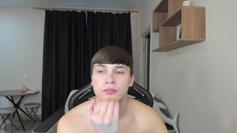 MARKPVT IS OPEN online show from 11-11-25, 04:23