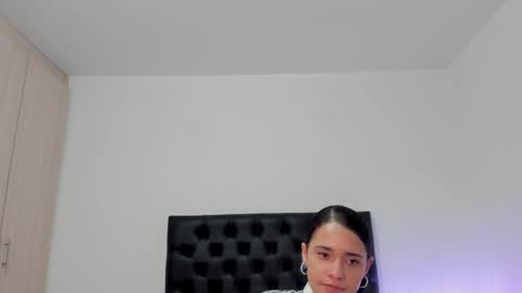 Snapshot of _sussi_ chatting on 01-07-25, 04:27 Sussi online show from 01-07-25, 04:27
