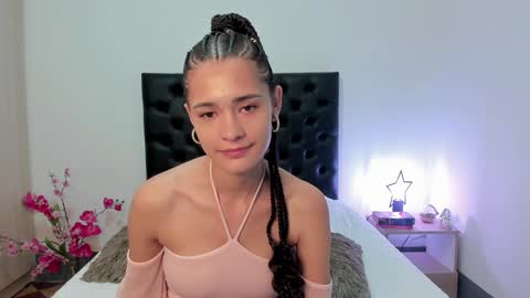 Snapshot of _sussi_ chatting on 01-10-25, 01:31 Sussi online show from 01-10-25, 01:31