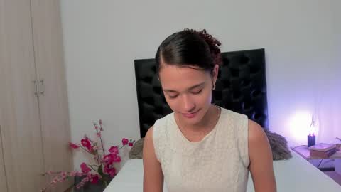 Snapshot of _sussi_ chatting on 01-30-25, 02:04 Sussi online show from 01-30-25, 02:04