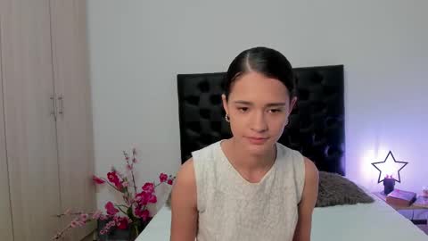Snapshot of _sussi_ chatting on 02-12-25, 01:27 Sussi online show from 02-12-25, 01:27