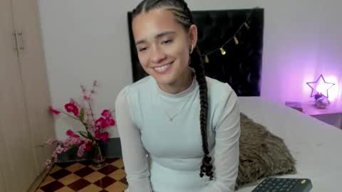 Snapshot of _sussi_ chatting on 02-21-25, 07:43 Sussi online show from 02-21-25, 07:43