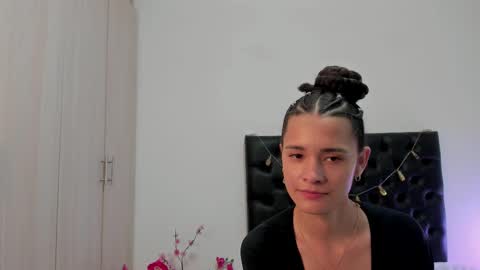 Snapshot of _sussi_ chatting on 03-04-25, 07:11 Sussi online show from 03-04-25, 07:11