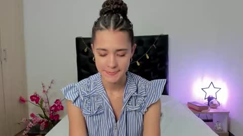 Snapshot of _sussi_ chatting on 03-07-25, 01:18 Sussi online show from 03-07-25, 01:18