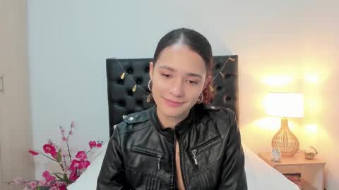 Snapshot of _sussi_ chatting on 03-11-25, 01:34 Sussi online show from 03-11-25, 01:34
