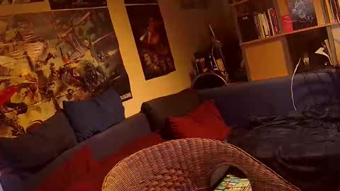 Sven online show from 11-28-25, 10:45