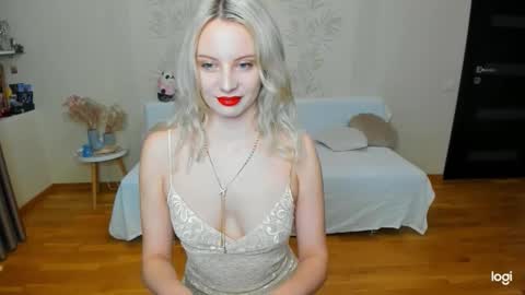 Snapshot of _sweet_addiction_ chatting on 09-23-25, 02:09 Marie online show from 09-23-25, 02:09