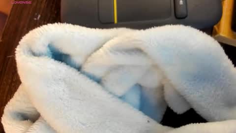 sweet online show from 09-28-25, 03:01