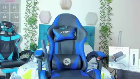 Taylor online show from 10-08-25, 11:46