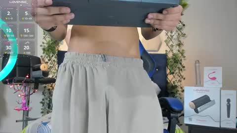 Taylor online show from 11-11-25, 09:48